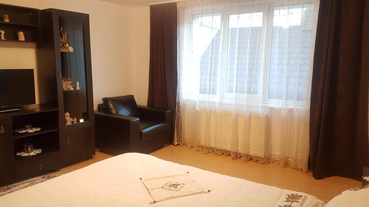 Apartament Teilor Risnov Exterior photo